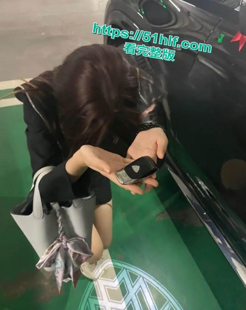 高颜值教师【牛奶可可】约炮视频流出,校内纯洁老师校外淫荡母狗,遭炮友无套爆操表情淫靡淫水四溅!-3