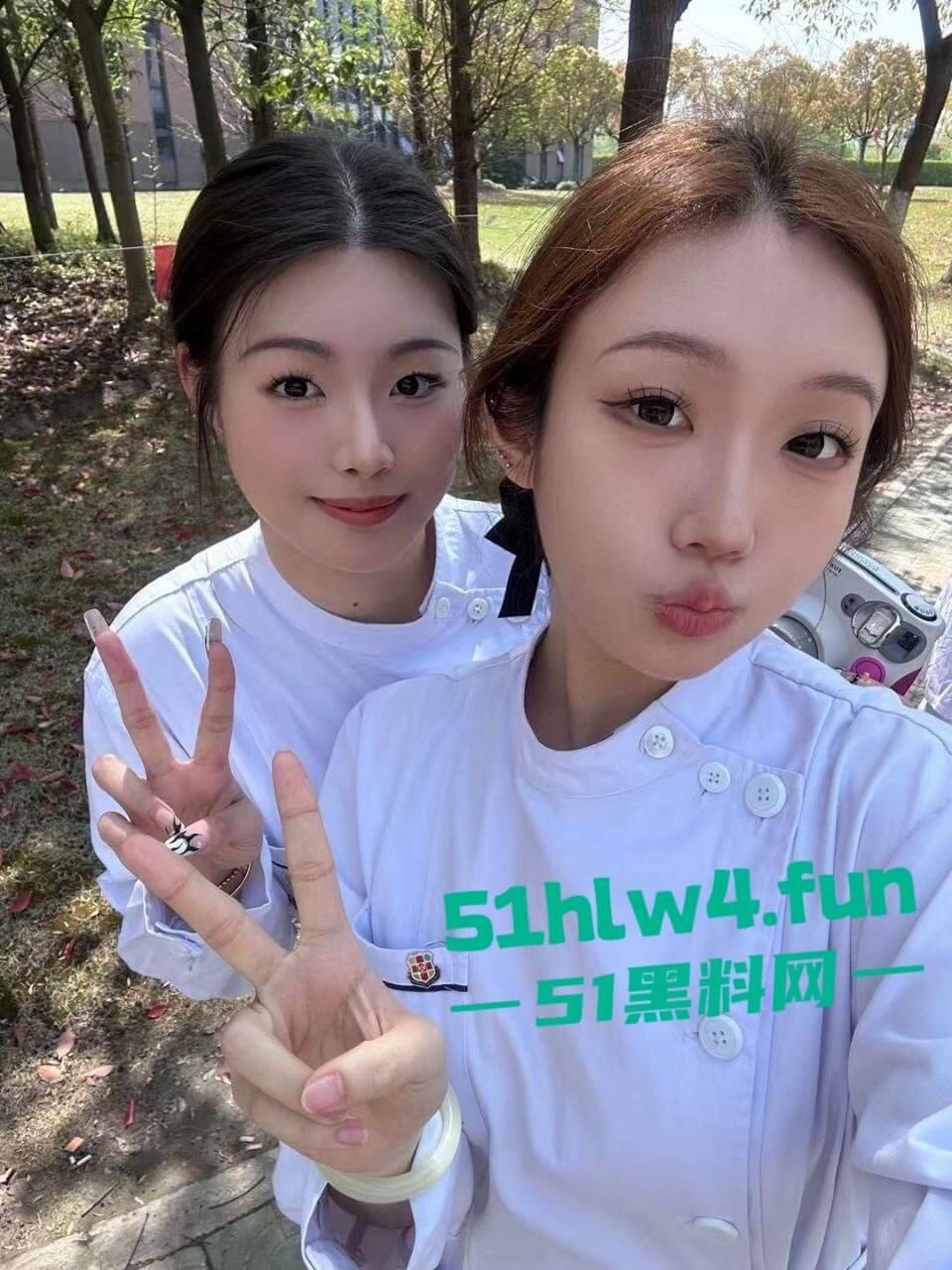 上海交通大学附属瑞金医院,捐精科护士【葛欣怡】高颜值大奶骚母狗,偷情视频被曝光。-3