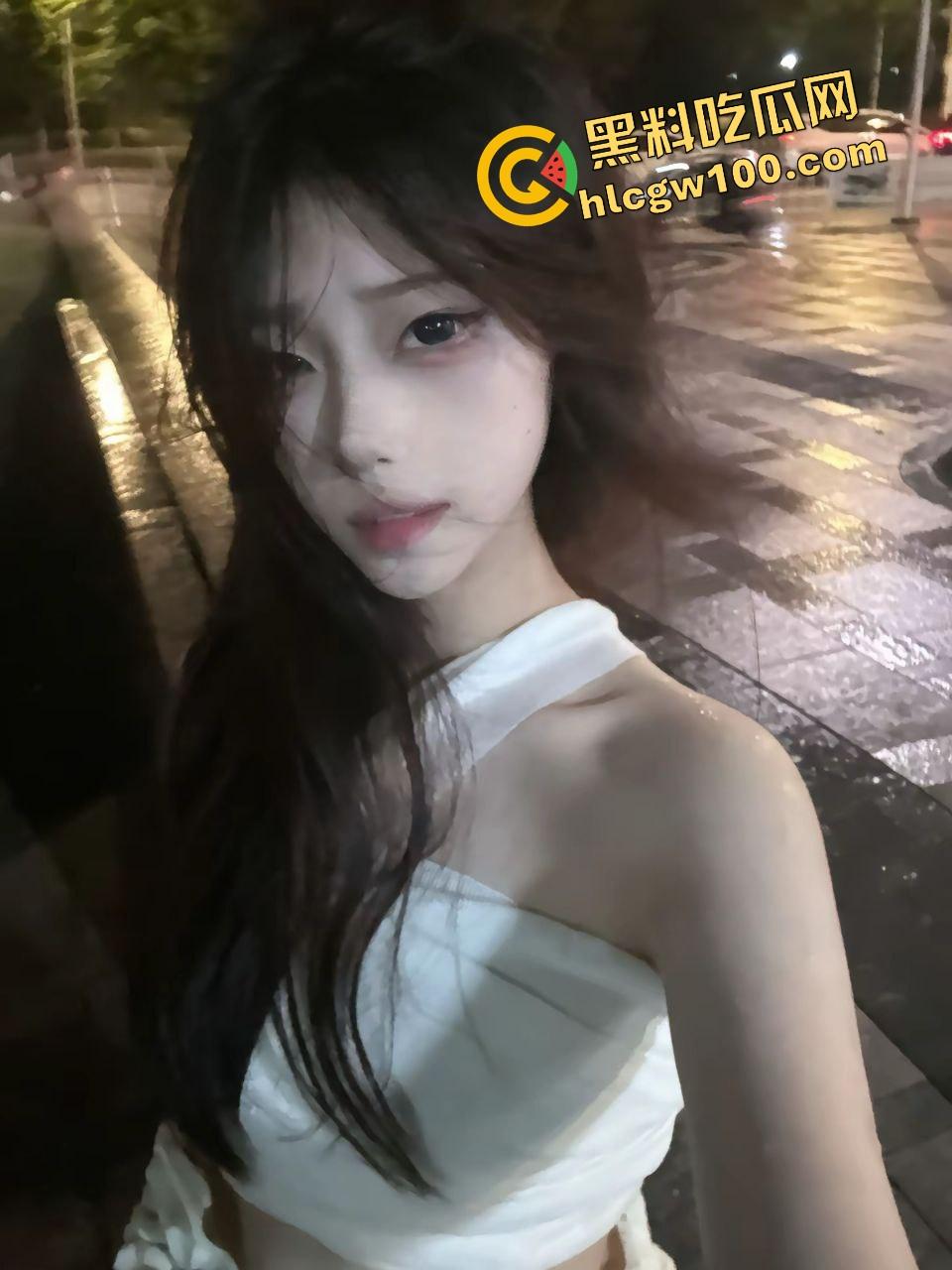 广东外语艺术清纯妹反差婊『江宜瑶』酒吧乱混勾引单男，酒店约操深喉爆怼美臀嫩逼！原创独家曝光流出！-4