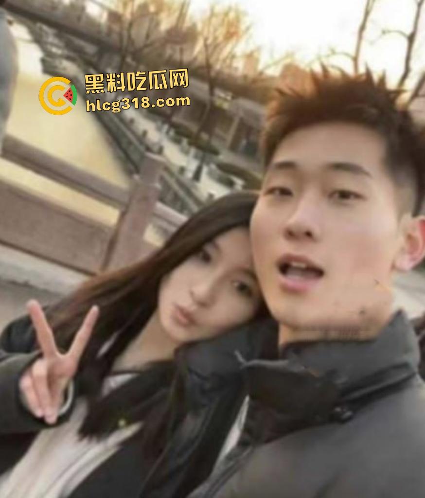 济南智博女班主任【陶鑫鑫】车震出轨学生被摸奶子操逼!男友冲进教室质问学生操我女朋友爽不爽?-1