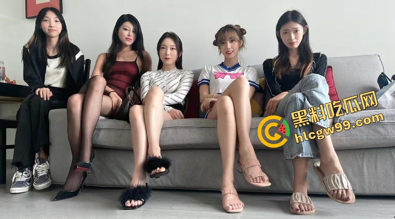 土豪哥约拍5位极品身材女模特 躺一排随便摸 丝足美腿足交摩擦肉棒 享受终极美鲍视觉盛宴!-1