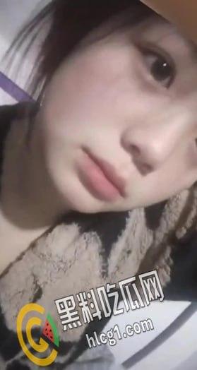 抖音快手双平台萝莉系网红博主 总计50w粉丝小新 在外网做福利姬视频流出!-4