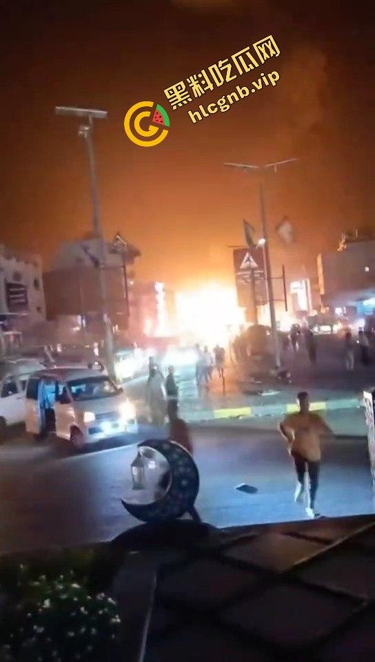 摩苏儿激烈枪战再现,伊拉克苏莱曼尼亚爆炸画面疑似汽油站爆炸!-3