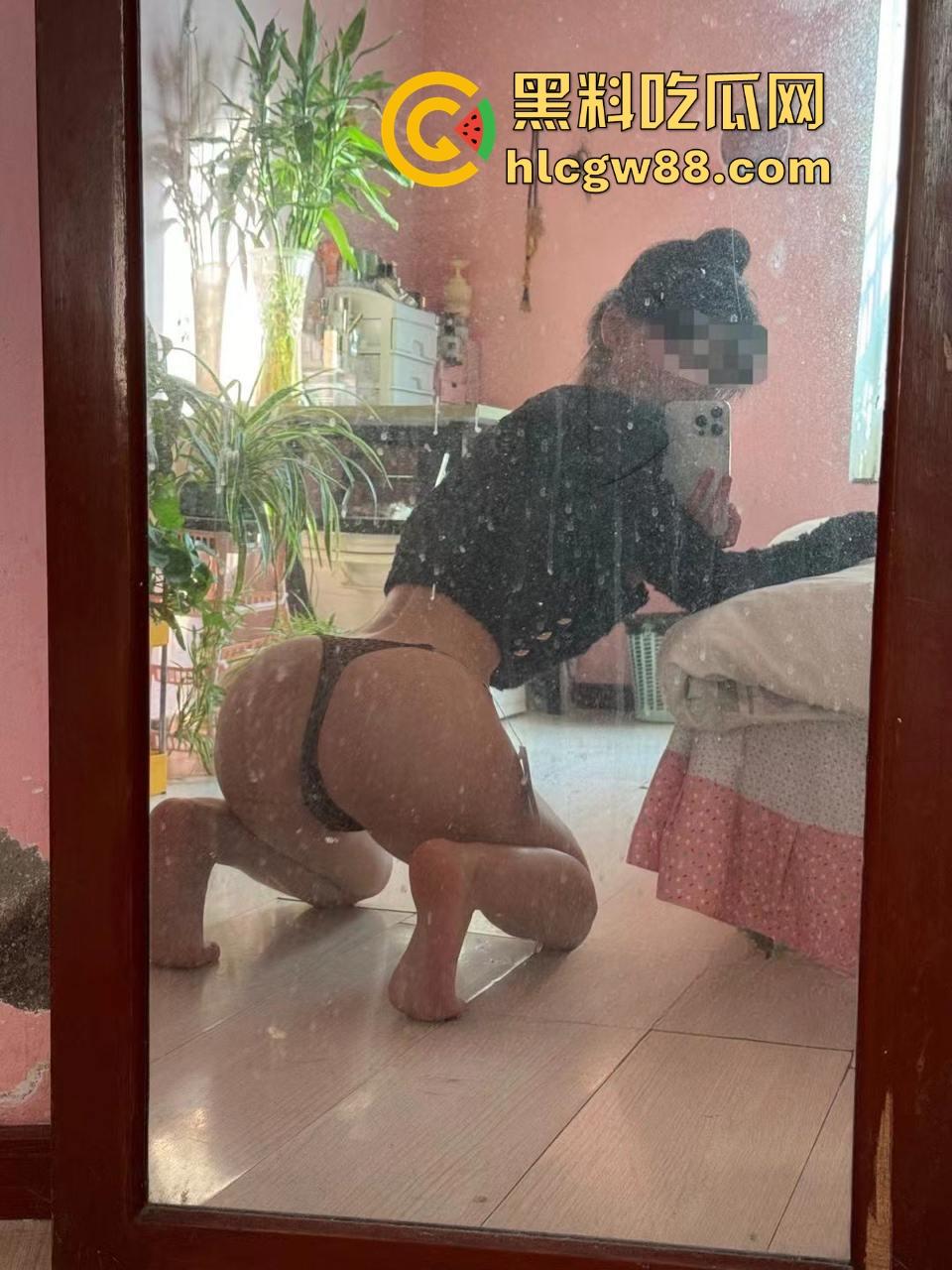 苏州大学校花级学妹『谢赛雅』竟是外围福利姬,私下淫得不行,大尺度福利影片狂吸金,金主专享空降服务!-13