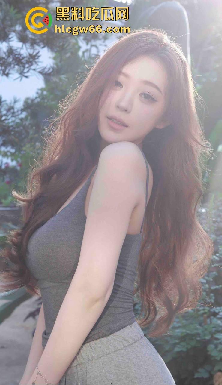 这风骚少妇是真疯了,口交深喉到根,吞精无压力,颜射还主动张嘴笑,熟女界的天花板非她莫属!-1