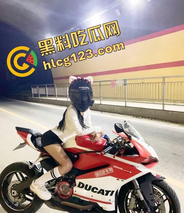 杜卡迪美女骑手林欣幼飙车遭撞飞!口吐鲜血倒地不起,机车女骑再度躺下!-3