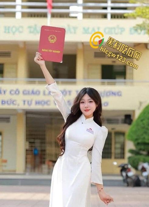 越南梨型家巨乳校花【郑玉娇】,巨乳肥臀后入狂操,这大奶子被操的波涛汹涌!-1