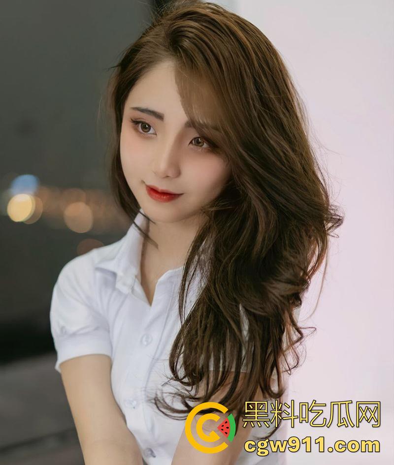 推特精盆母狗【虞梅yuumeilyn】,可萌可御cos网红,巨乳肥臀身材极品,大尺度私拍会员付费福利合集!-1