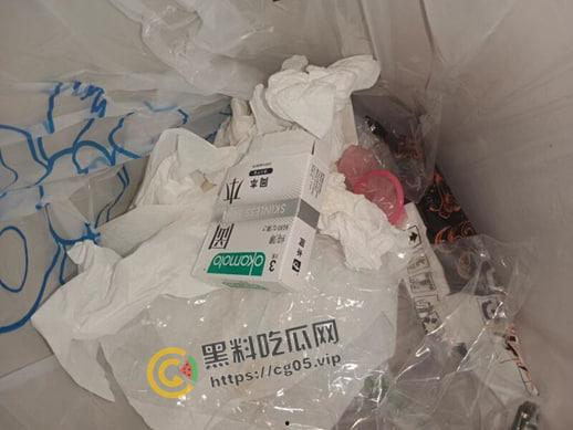 吃瓜!嘉善浙F地800号足疗女技师【王文敏】渣女出轨多位客人约炮 海量聊天记录曝光!更有行车记录仪和用过的避孕套为铁证!-24