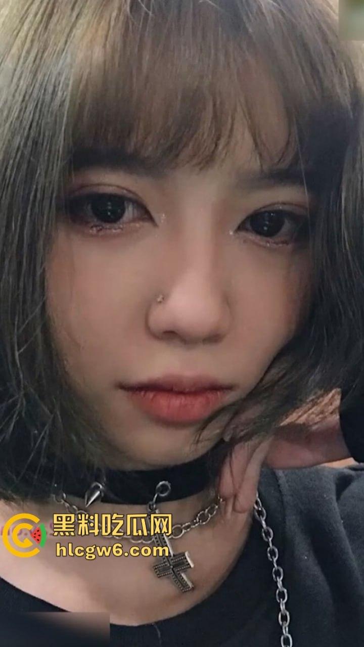 河北唐山高颜值发廊洗头妹【张青青】为求业绩毫无底线 裸体自慰抠逼喷水 勾引顾客充值消费-15