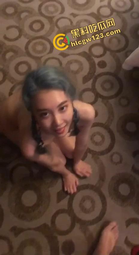 事实证明鸡巴够大,女人就是狗,佛山第一炮【宇宇桑】干疯小骚B,抽插中问她身份,她浪叫我是狗!-11