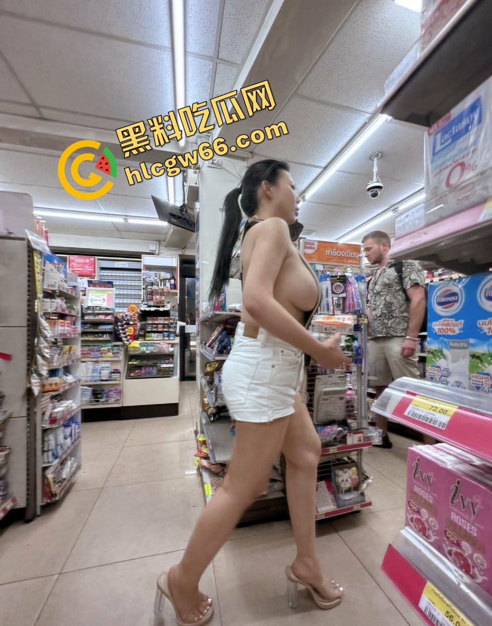 台湾『吉娜』露脸大爆操,开裆黑丝肛塞无套速插,天然奶子甩得啪啪响,全裸招牌口技看得人精都要飞!-12