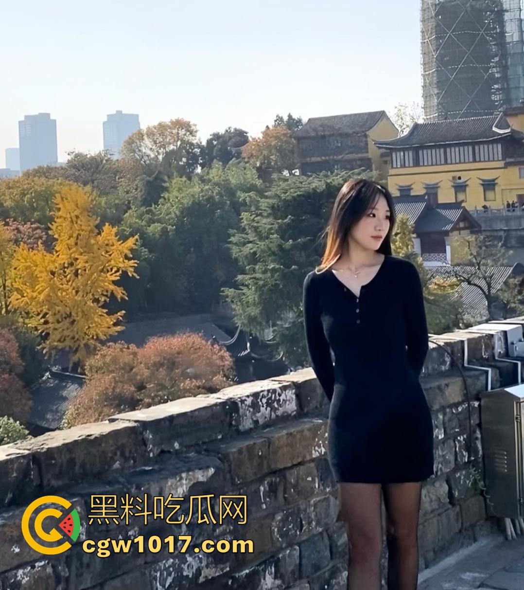 济南师范学院20岁的学生妹【王婧】被渣男实锤!露脸做爱视频曝光,巨乳各种姿势配合无敌!-1