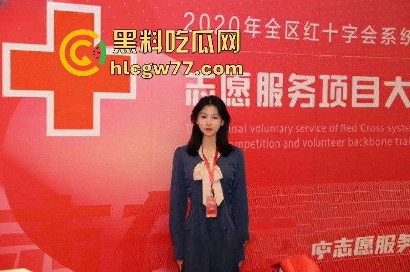 内蒙古扎兰屯体制内的小骚货【刘冰冰】平时是保守的良家少妇 私下淫荡的一批 基本谁碰到谁玩一顿!-2