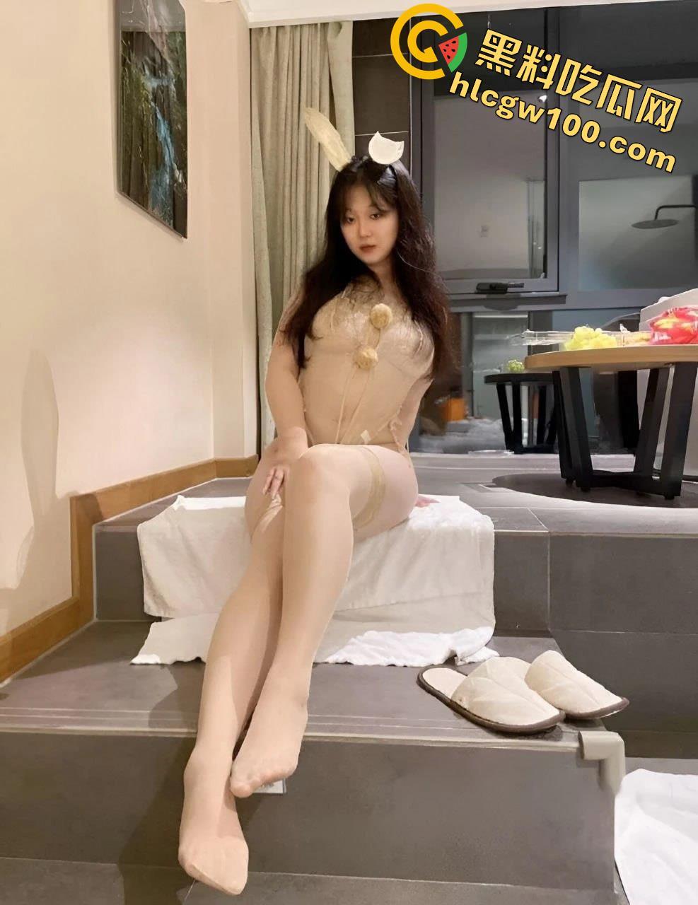 四川电力职业技术学院反差女大【刘纯雪】被曝泄密,有经验的都知道,这才是顶级泄欲败火肉便器-4