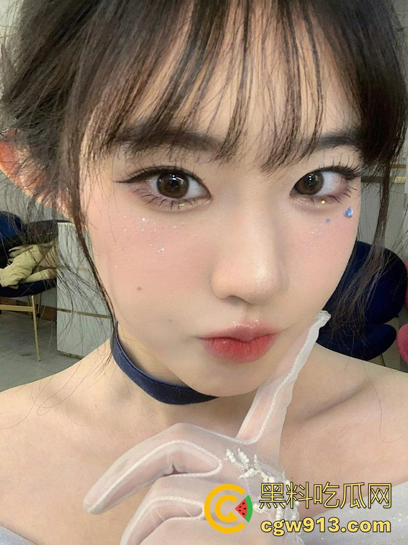 爱吃口水的颜值女神,商丘师范白虎学妹【范思绮】,身材高挑颜值超美,做爱时候吃男人口水才能高潮!-3