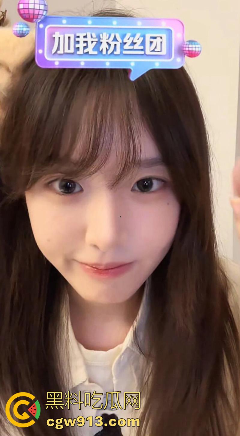 爱吃口水的颜值女神,商丘师范白虎学妹【范思绮】,身材高挑颜值超美,做爱时候吃男人口水才能高潮!-6