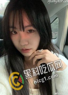 推特反差健身网红 悲哀小狗 高颜值女神自慰福利秀 JK装 豹纹裙白丝袜 诱惑满满!-4