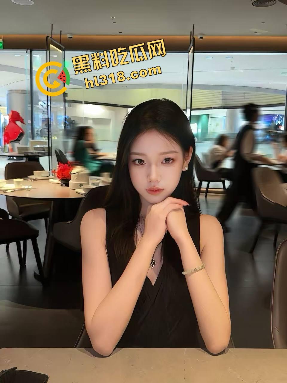 小鬼子财阀泳池淫趴曝光,巨乳尤物泡在泡泡池里,被富豪轮流后入爆操,水声浪叫混成一首交响曲!-4