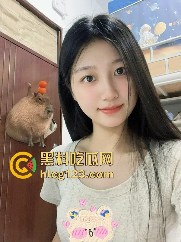 清纯不复存在！华南师大眼镜妹白琦珊云盘性爱片外泄，男友用情趣道具把她的小穴玩成流水工厂！-2