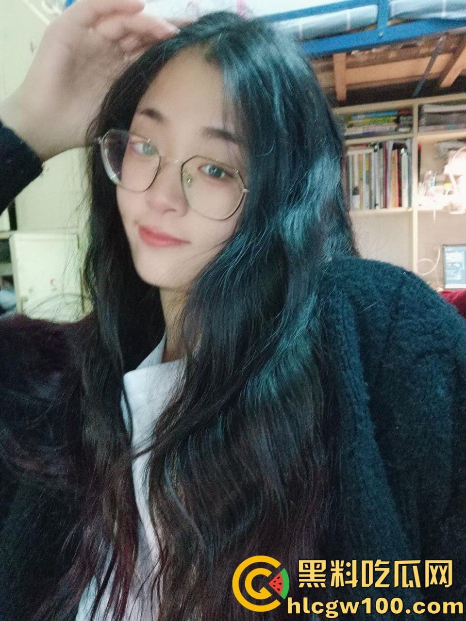 山东农业工程学院反差婊【林晨】，屌丝还在校园墙表白，殊不知你的女神是个淫荡骚母狗-6