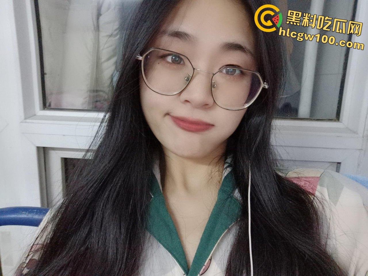 山东农业工程学院反差婊【林晨】，屌丝还在校园墙表白，殊不知你的女神是个淫荡骚母狗-8