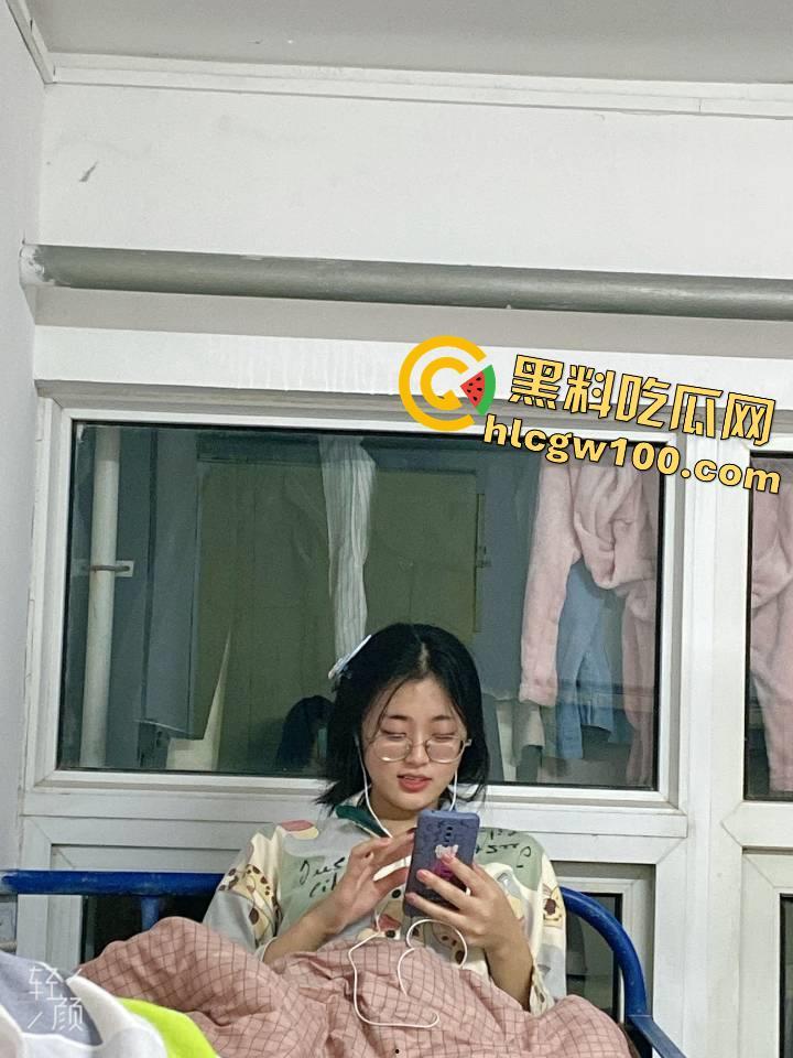 山东农业工程学院反差婊【林晨】，屌丝还在校园墙表白，殊不知你的女神是个淫荡骚母狗-13