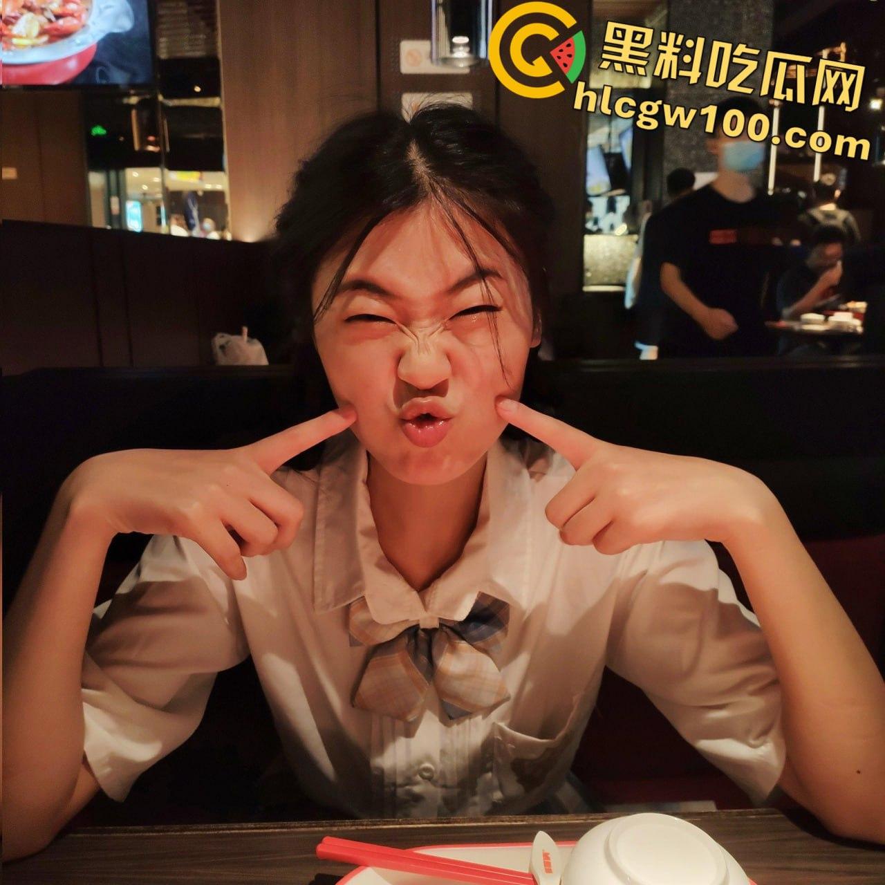 山东农业工程学院反差婊【林晨】，屌丝还在校园墙表白，殊不知你的女神是个淫荡骚母狗-15