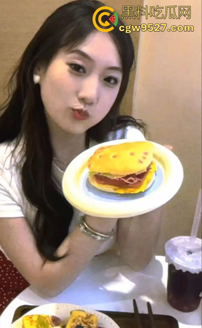 抖音同城约炮,高颜值极品熟女,身材极品奶子超大,各种妖娆骚姿挑逗,居家对镜自录视频勾引网友!-2