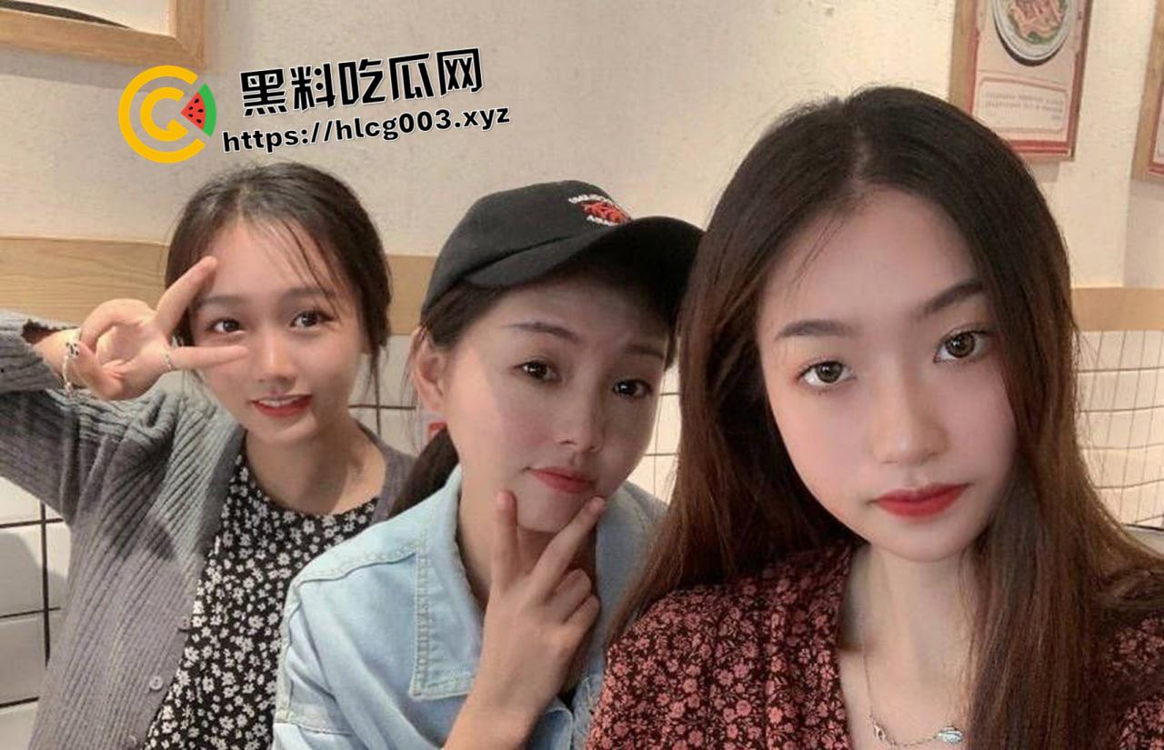 河南极品幼师的反差一面 白天教小孩子好好做人 晚上在床上风骚当狗  反差婊本婊-5