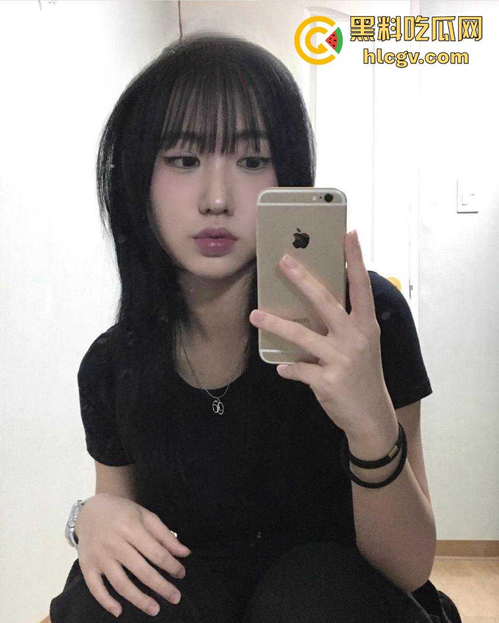 青岛农业大学女大学生【宋薇竹】不雅视频外泄！性感身材凹凸有致，天生尤物引发热议！-2