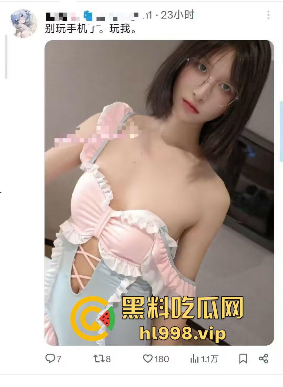 河南狼友嫖学生妹还不付钱！丝袜都干坏了，日完趁妹子趁人家睡觉拿走现金！-6