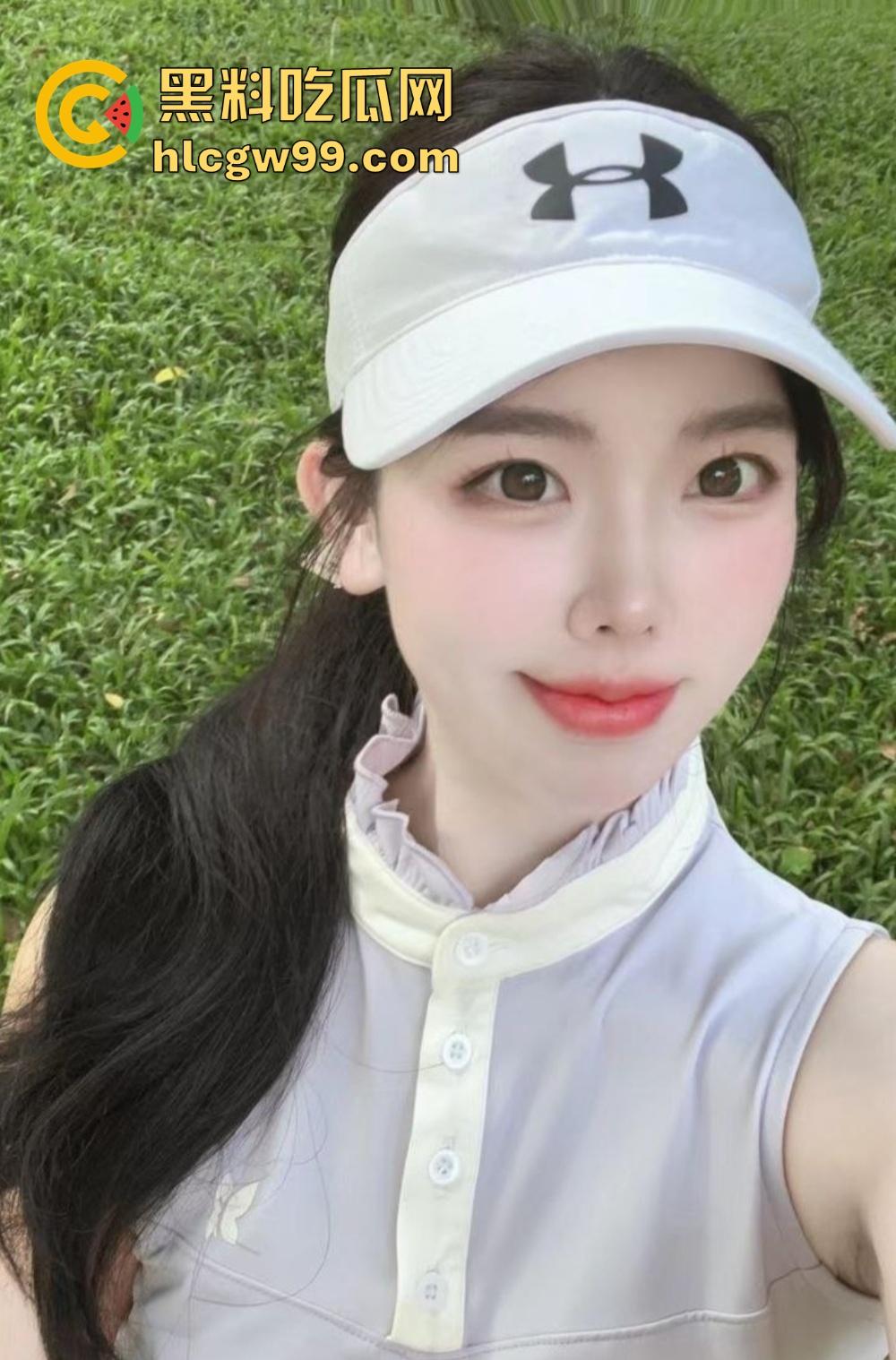 深圳气质绿茶【李萍莹】白天健身贵妇，夜晚跪操做母狗，高端包装下的骚货，身材火辣骑一次就上瘾！-4