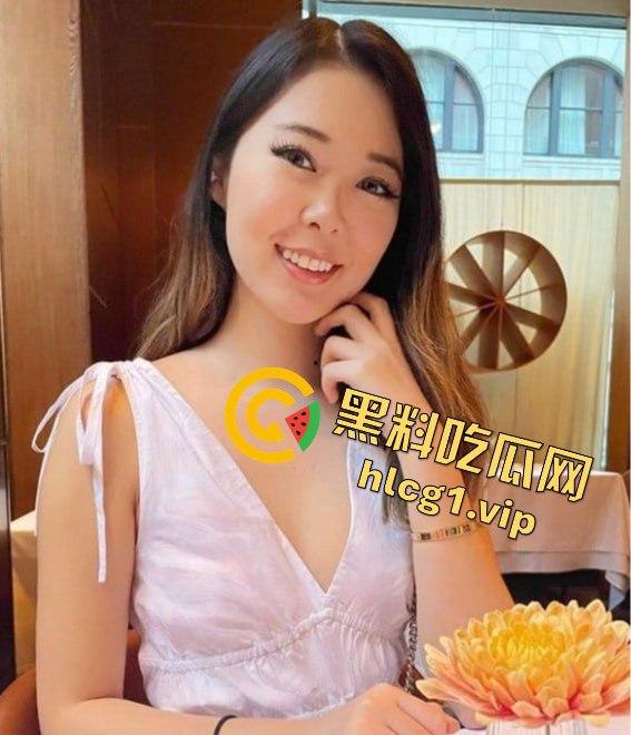 美籍华人网红女歌手「Extra」中文名张雪私拍流出！反差婊深喉口交！还用筷子夹鸡巴吃！-4