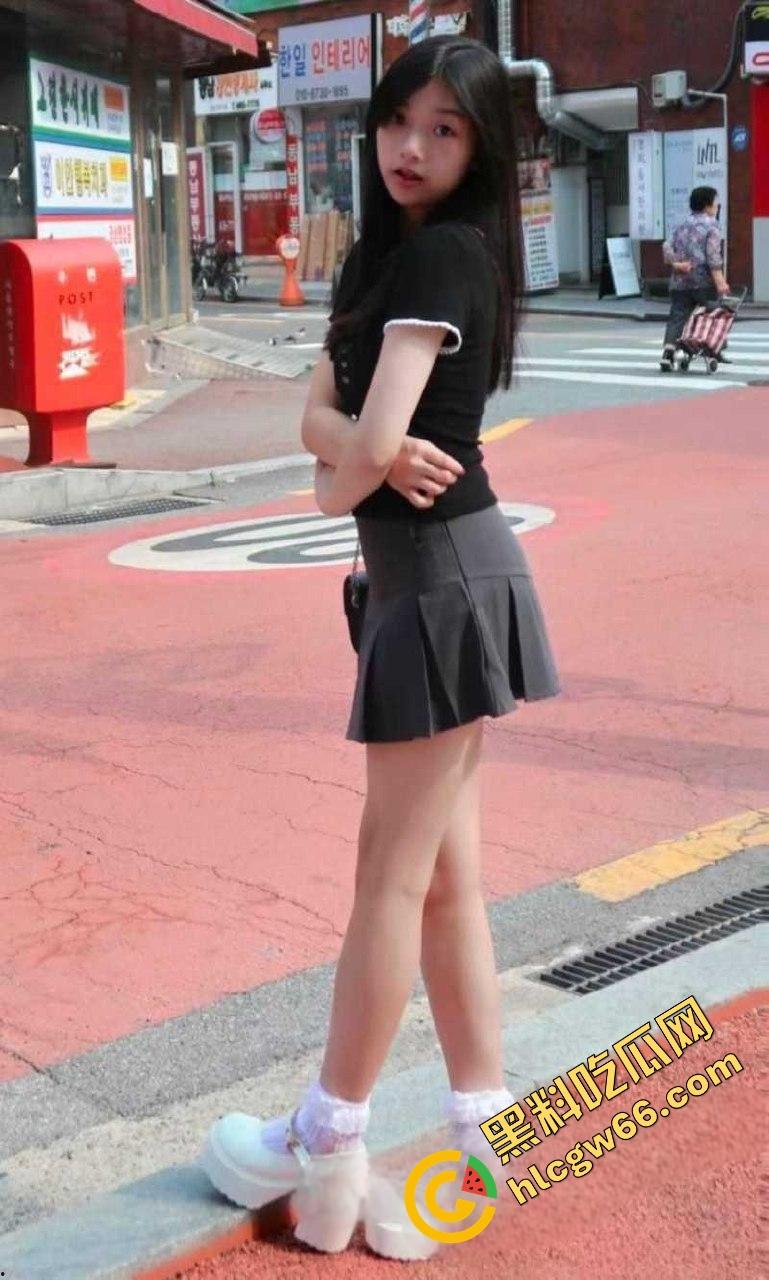 深职院极品绿茶【曾静汶】淫片流出!背地里玩群插回家搞前任,被操到翻白眼全程被拍摄留档!-8