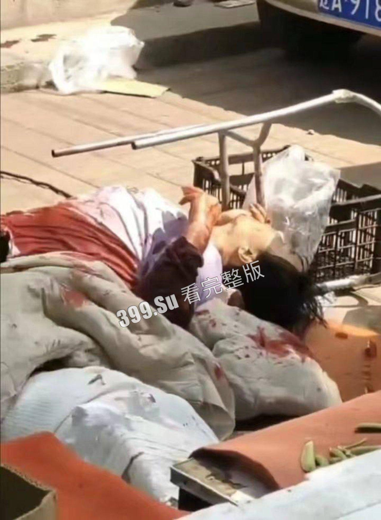 沈阳当街杀人事件 为争夺卖菜摊位 一方拿猪肉刀伤害一家三口，其中女儿刚考试帮父母卖菜也被杀-2