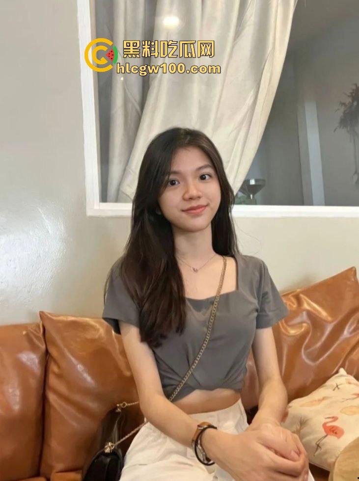 芜湖95年小哥分享调教00后小骚妹,小穴从粉嫩紧致到宽松变色,打屁股时乖得像条小母狗,鸡巴插不满都不行!-3