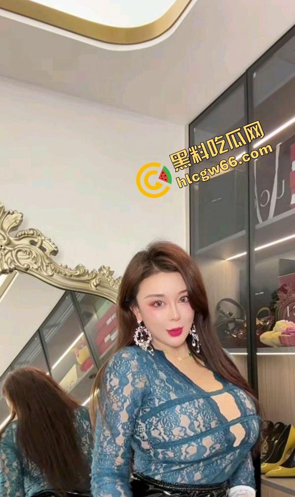 人妻人设崩塌,抖音大奶网红【大诗瑶】被爆操视频流出,露脸喊射我骚穴里,金主干到内射狂喷!-5