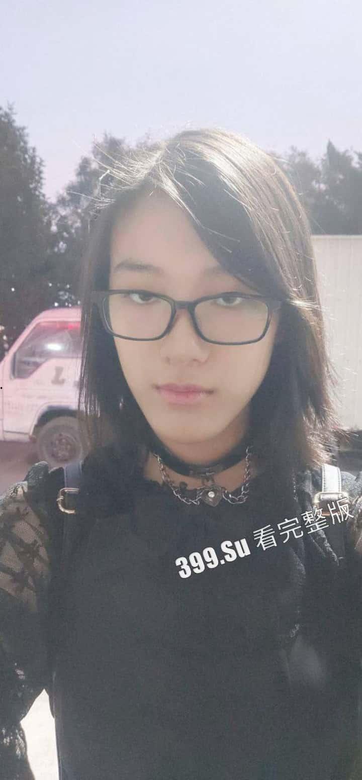 北京媚黑骚母狗『彭馨怡』曾经被黑鬼玩弄视频被现男友发现!身上更是纹上了媚黑符号黑桃Q 男友气愤将其曝光-5