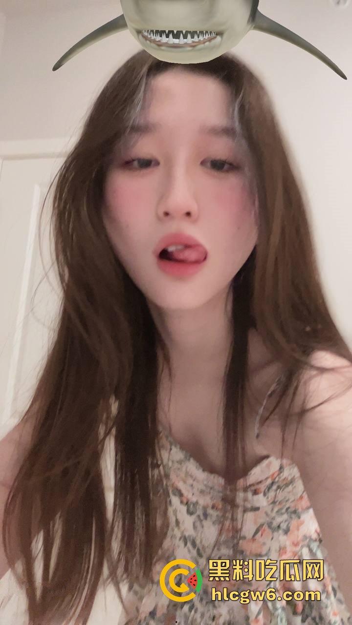 南昌高颜值小姐姐【李梦】和男友的私密自拍流出 对话污到炸裂，性感曲线撩人，卧室里的疯狂玩法让人浮想联翩！-2