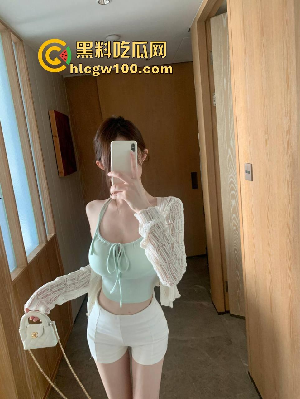 韶关又一纯爱战神被绿到吐血，台球助教女友三番五次出轨，私密视频曝光，婊子本性不知悔改纯爱直接破防！-5