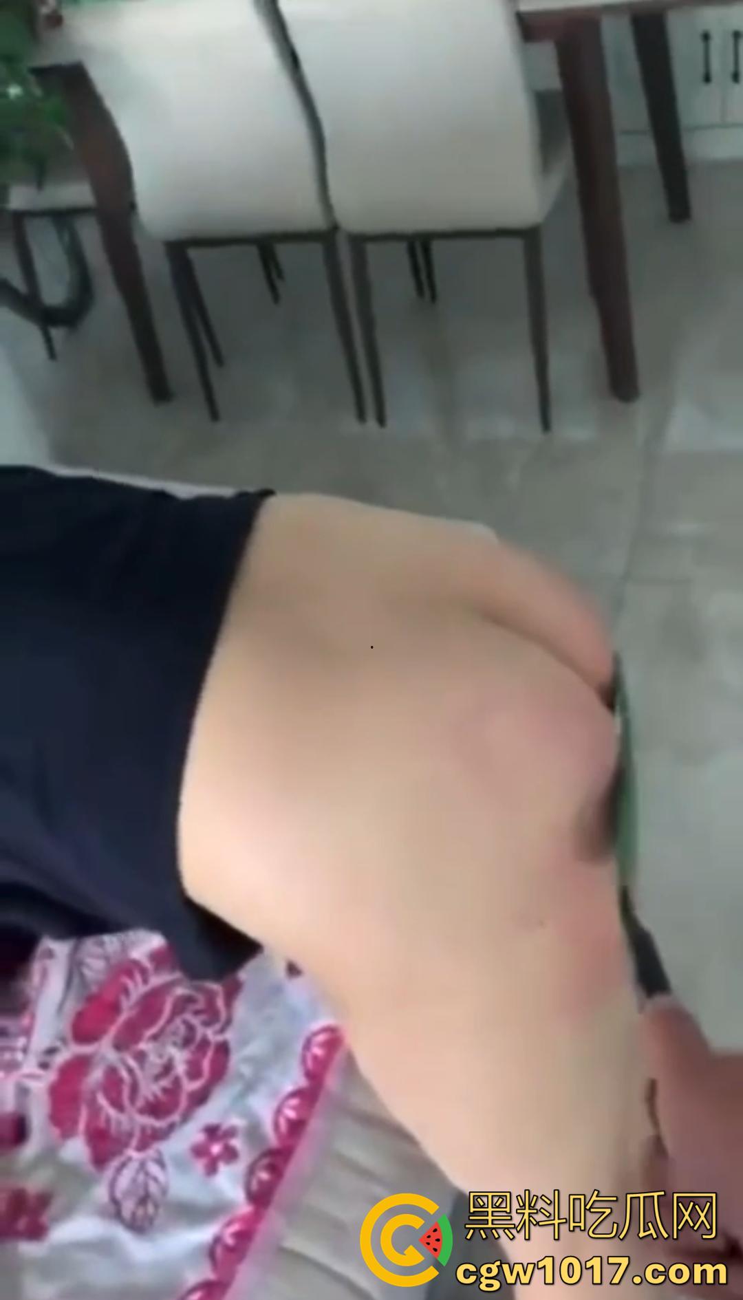 重口SM调教合集来袭！带你欣赏小众癖好！捆绑＋口塞＋臀刑鞭打，样样俱全 有的哭着求饶 有的还喊再用力！-6