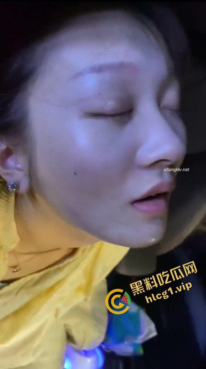 山西大同反差贱婊少妇『姜敏』与炮友酒店性爱 灌醉酒后失态！停车场大小便失禁 恶心至极！-3