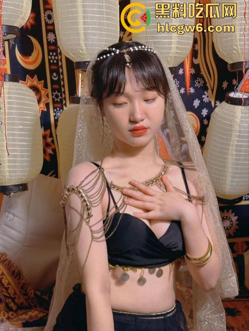 重庆工程学院骚货【陈润梅】与男友同居自摄洗澡做爱视频 本想记录美好恋爱生活 没想到分手被曝光！-4