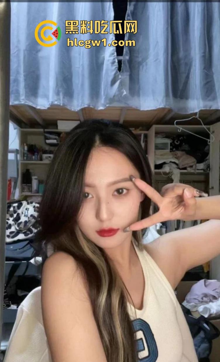 成都科技大学19级【戴小婷】被金主包养，狗圈调教成母狗，毒龙舔到极致！-1