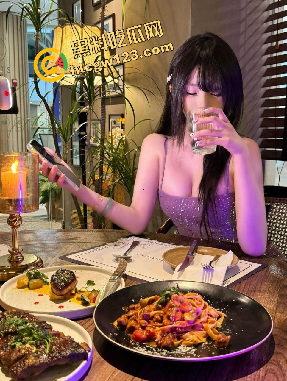 南宁精神小妹旅馆玩命，无套狂插中出喷满B，爽完上传QQ群开始卖片换烟钱，这种货色只适合操！-3