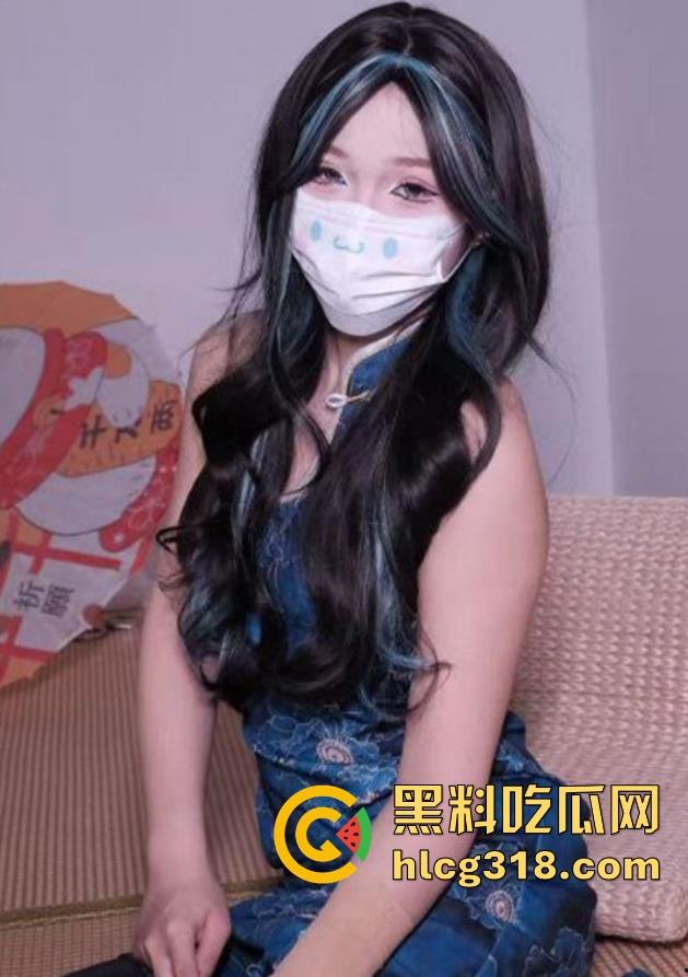 海角乱伦【爱吃雪糕啊】最新力作！穿着黑丝旗袍跳诱惑哥哥 纯纯打桩机 狠狠把其无套内射了！-4