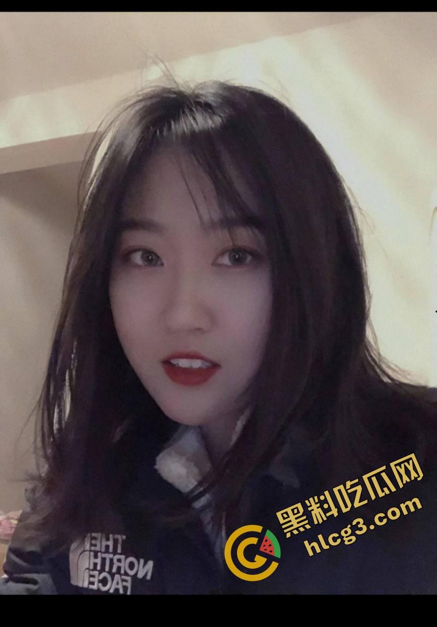 上海交通大学极品反差婊『徐雅茹』肉眼可见的骚 不雅性爱合集通通泄密流出！-3