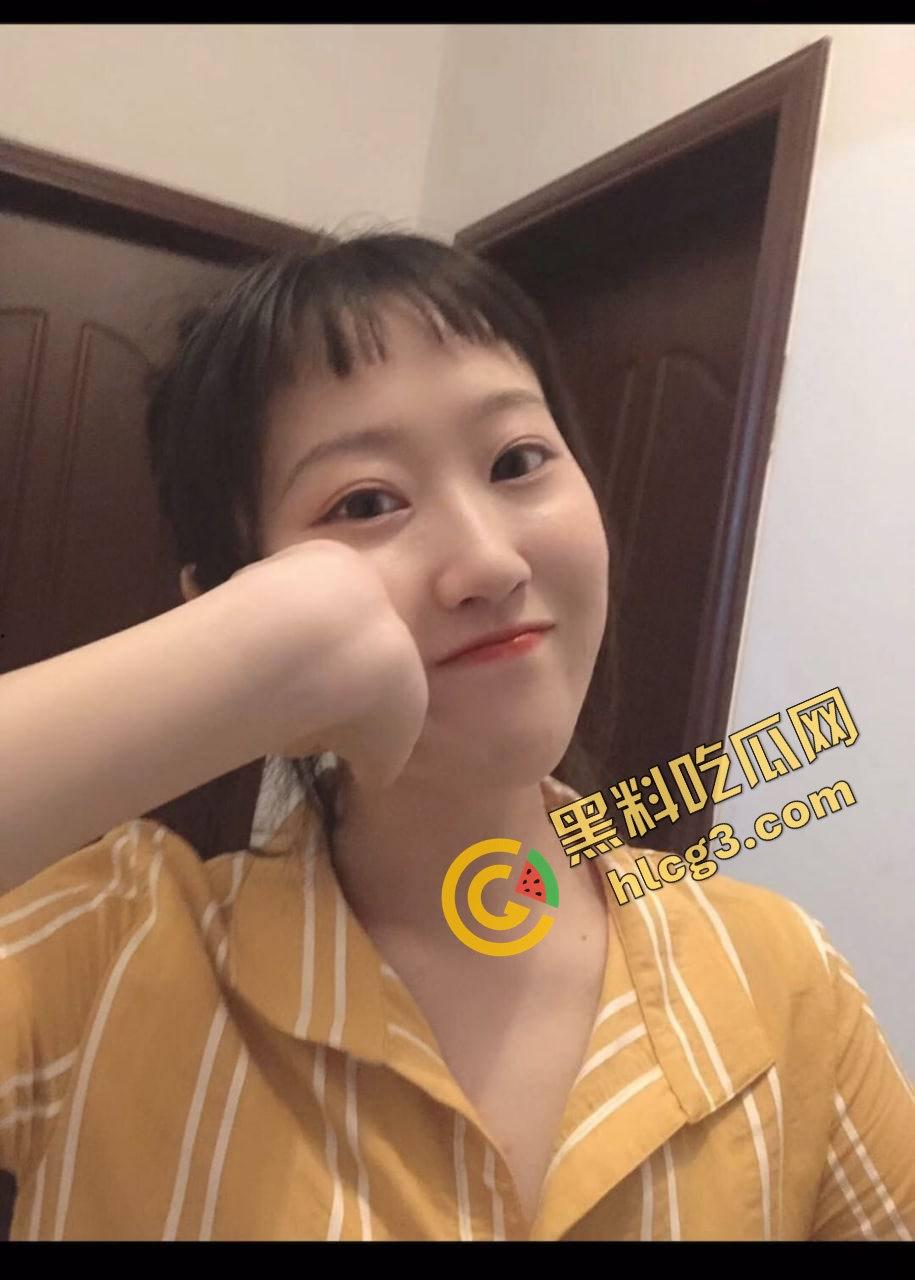 上海交通大学极品反差婊『徐雅茹』肉眼可见的骚 不雅性爱合集通通泄密流出！-4