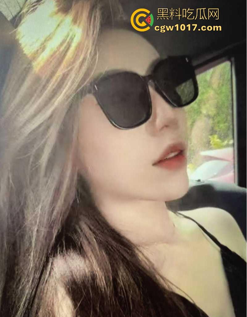 北京高冷职场女王私下竟是淫片里的女主!露脸舔屌骑乘摇奶,后入爆操全过程,身材真是顶级!-2